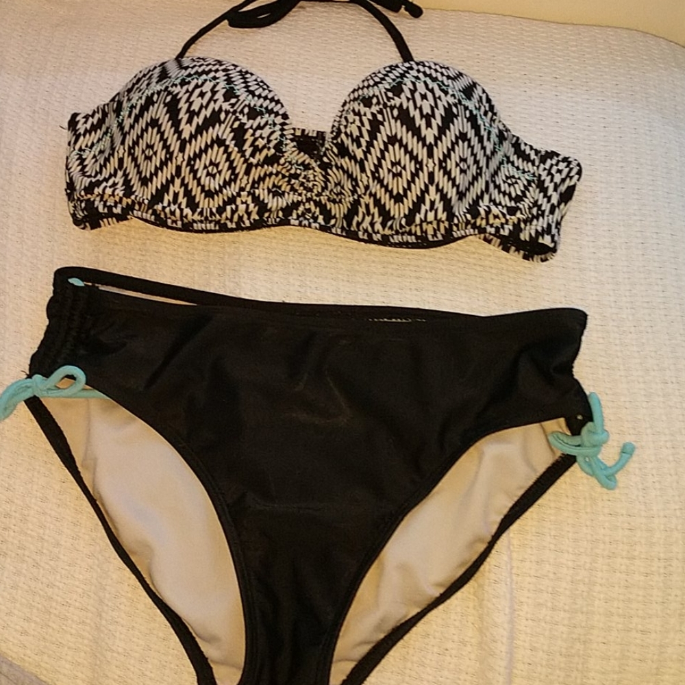 Bathing suit